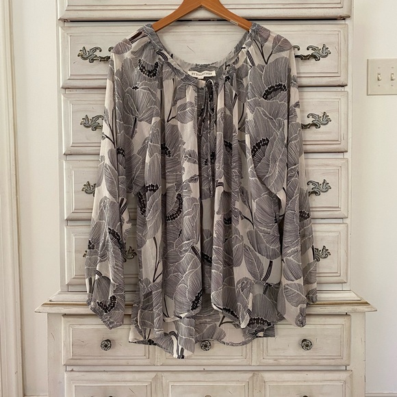 Vici Tops - Floral Blouse